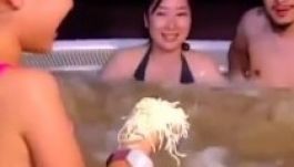 A gyönyörű bőr titka a levesben fürdés is lehet