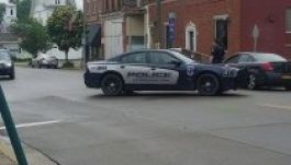 Fegyenceket kereső rendőrök szálltak meg egy amerikai kisvárost