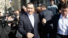 Ponta ideiglenes kormányfő kinevezését kéri az államfőtől