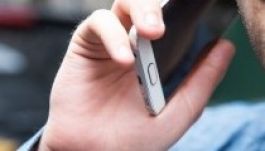 Napokon belül kritikus frissítést kap 600 millió Samsung okostelefon