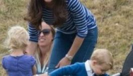 Balkezesnek tűnik György herceg