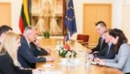 Borbély: nem a kvóta kiszabása a megoldás a menekültválságra