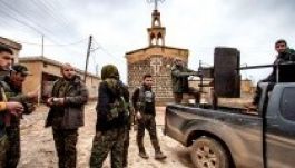 A szíriai felkelők tömegesen hagyják el az amerikai bázisokat