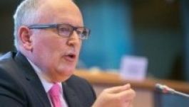 Timmermans: akadályoztatják a romániai igazságszolgáltatást