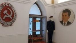 Hiányos kiállítás emlékszik a romániai Aranykorra Szatmáron