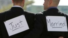 Az amerikai legfelsőbb bíróság legalizálta a melegházasságot