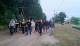 Menekültekre vadásznak a szerb határnál szélsőjobbos focidrukkerek?