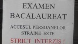 Elkezdődött az első megyecserés írásbeli érettségi