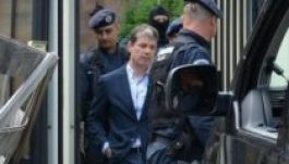 Pénzes bőröndöt találtak a brassói polgármester lakásán