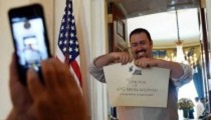 Ismét szabad fényképezni a Fehér Házban