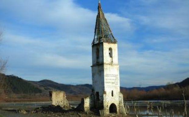 Ágoston Hugó: A közösség lelkiismerete