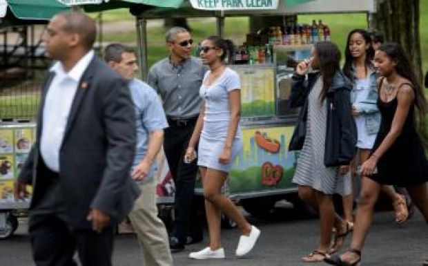Végigsétált a New York-i Central Parkon az amerikai elnök
