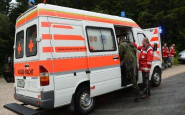 Villámcsapás miatt megsérült 16 katona Németországban