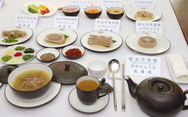 Kutyahúsfőző-versenyt tartottak Észak-Koreában