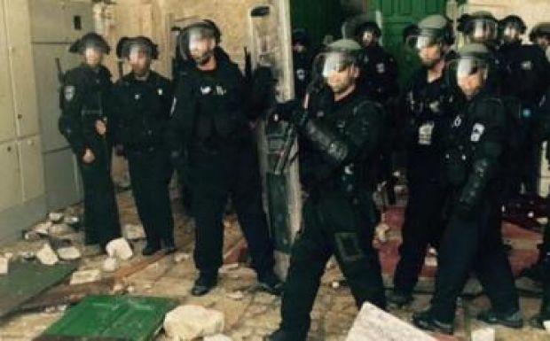 Összecsapások voltak Jeruzsálemben a Mecsetek-terén