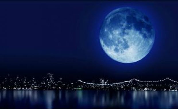 Kék Hold: különleges este lesz a pénteki