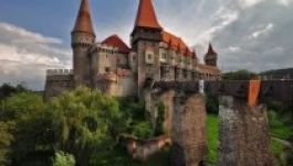 Védett lett Vajdahunyad várának neve és ábrázolása