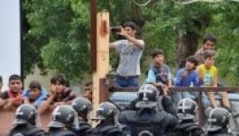 Le Monde: „Orbán a párizsi merényleteket használta ki”