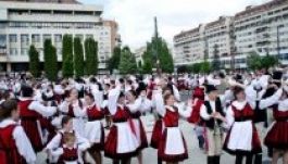Megkezdődött az Ezer Székely Leány Napja Csíkszeredában (GALÉRIA)