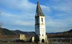 Ágoston Hugó: A közösség lelkiismerete