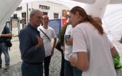 Magyarul is tájékozódhattak a nagyváradiak a korrupcióról