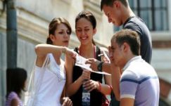 Jutalmat kapnak a színtízesre érettségiző diákok