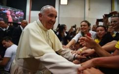 Felszabadító rendetlenítésre biztatta a pápa a fiatalokat