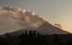 Veszélyes hamuszórással tört ki a Colima vulkán