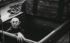 Ellopták a Nosferatu néma horror rendezőjének koponyáját