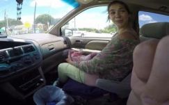 Autóban hozta világra gyermekét egy amerikai nő