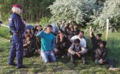 Afgán fiatalokat tartóztattak fel Borsnál a zöldhatáron
