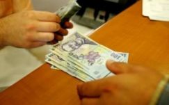 Hetven százalékkal nőnének a közalkalmazotti fizetések