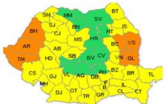 Hétvégén is olvadozhatunk: másodfokú hőségriadó több megyében