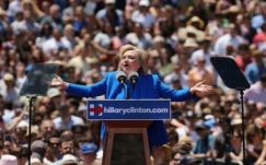 Nyomozhatnak Hillary Clinton levelezése miatt