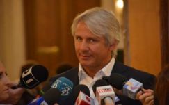 Pénzügyminiszter: a közigazgatásban dolgozók 20 százalékának mennie kell