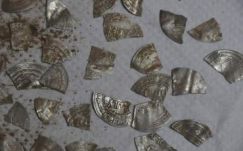 Ezeréves kincset találtak a csalikukacot kereső lengyel horgászok 