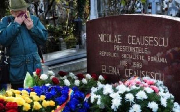 Törvényileg tiltják a Ceaușescu-korszak visszasírását