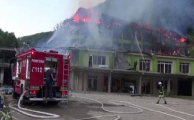 Porig égett az oroszlánt sétáltató üzletember háza Nagybányán