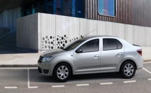 Havonta száz Daciát hozunk be nyugatról Romániába