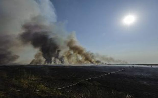 Ismét lángol a hortobágyi puszta