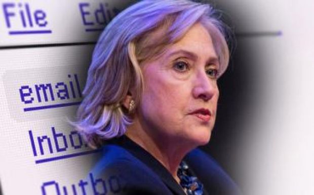 Hillary Clinton átvizsgált levelei közül több száz is titkos adatot tartalmazhat