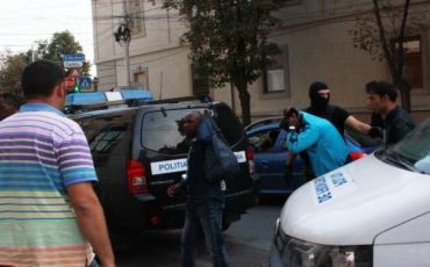 Embercsempészbandát lepleztek le Romániában