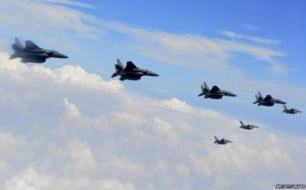 Erődemonstrációt tartott Dél-Korea és az USA