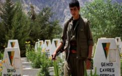 Kurd harcosok százaival végeztek az török légitámadások