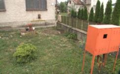 Kisbabát találtak egy kertben elásva Sókúton