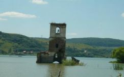 Székedi Ferenc: A víz marad