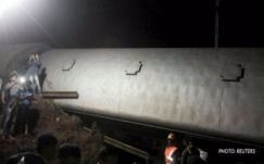 Két helyen is vonatkatasztrófa történt Indiában