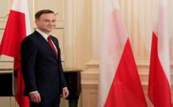 Letette a hivatali esküt az új lengyel államfő, Andrzej Duda