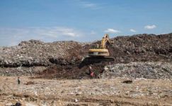 Tíz napig állt a hulladéktároló-építés a maroshévízi romák miatt