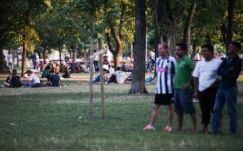 Száztízezerre nőtt a Magyarországra érkező menedékkérők száma